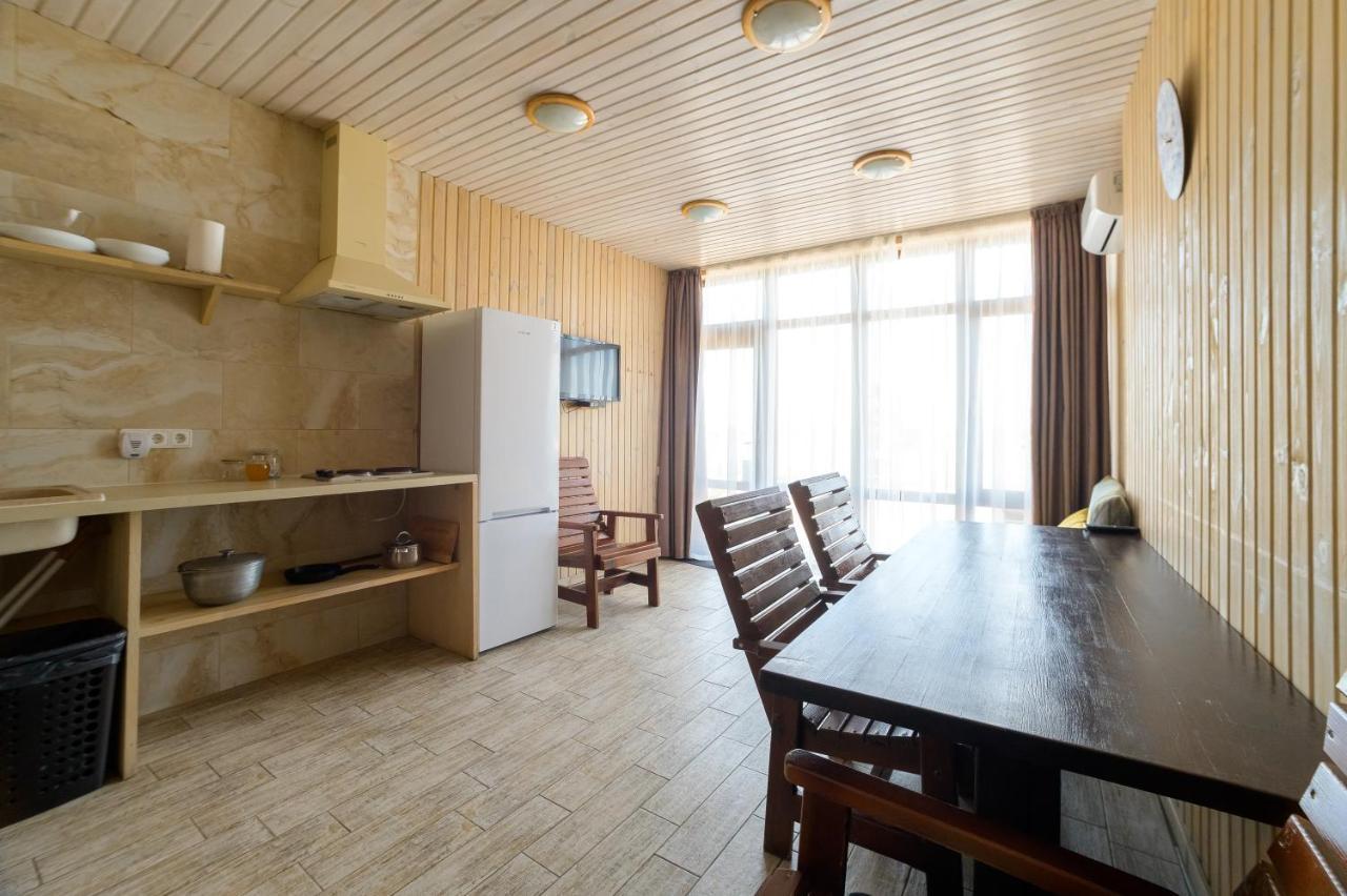 Prichal 80 Hotel Zatoka Luaran gambar