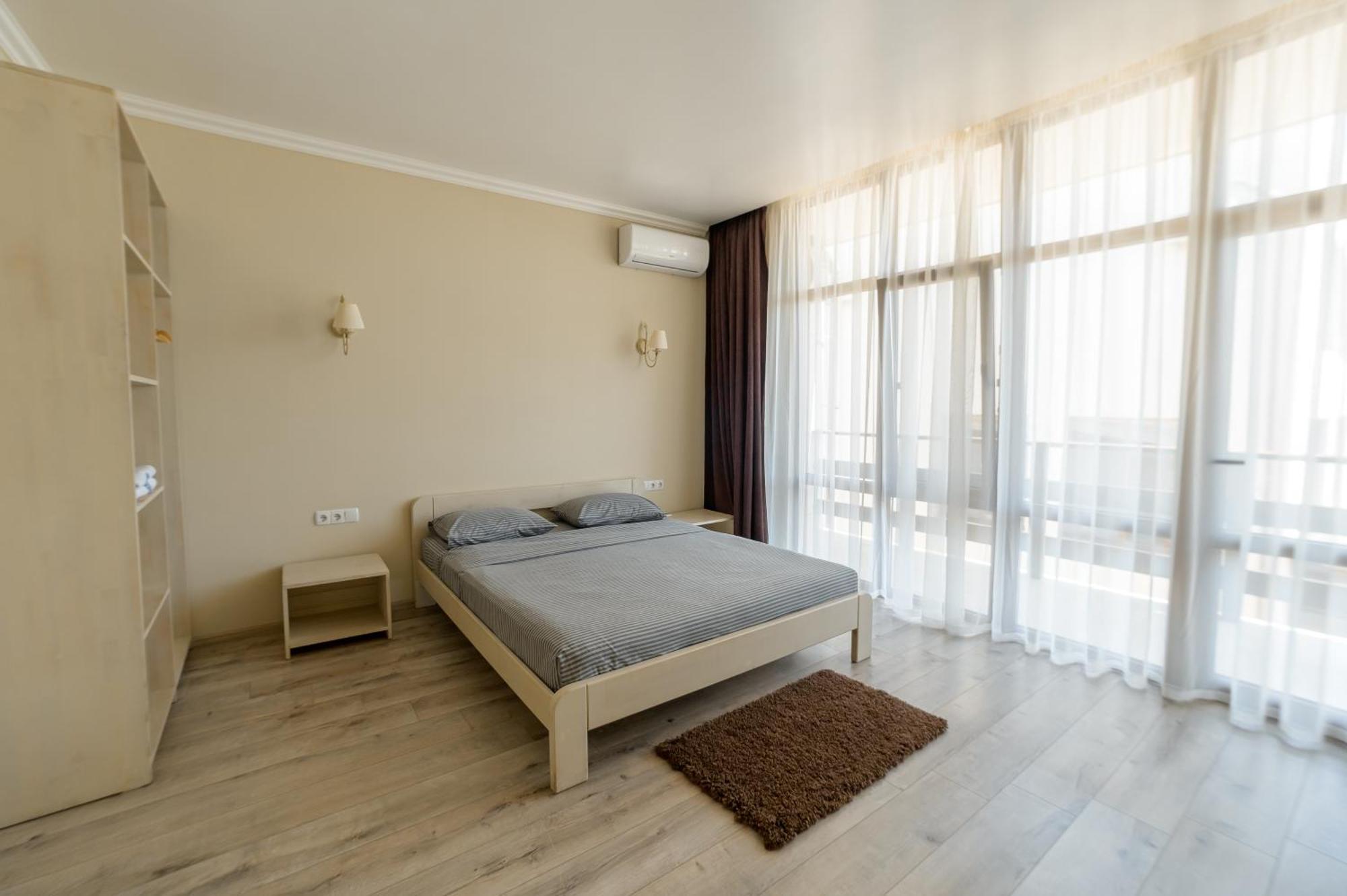 Prichal 80 Hotel Zatoka Luaran gambar