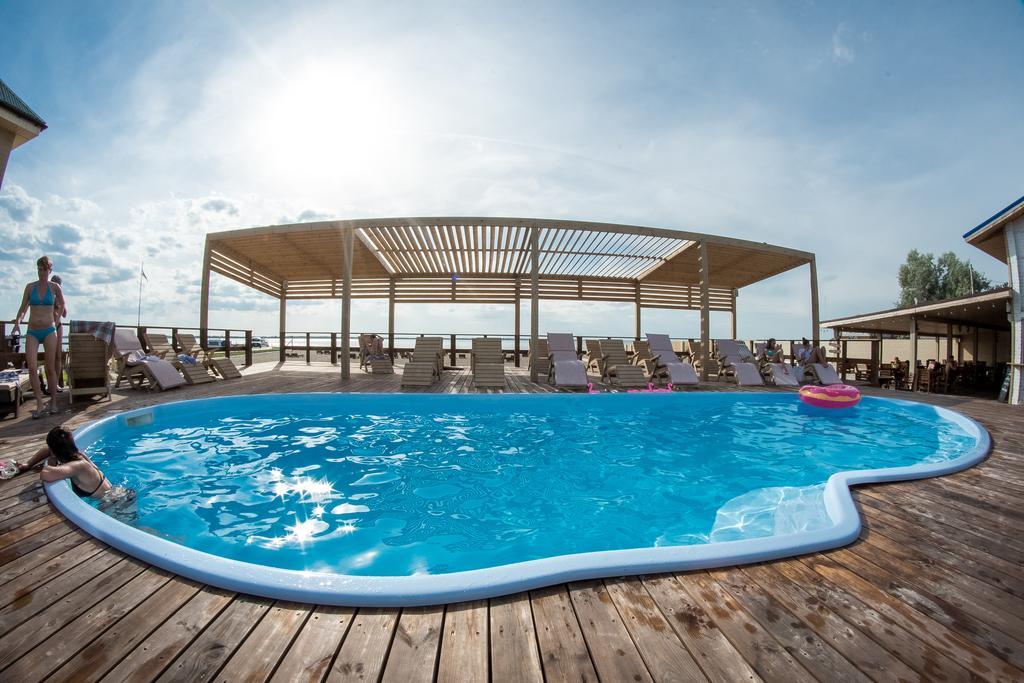 Prichal 80 Hotel Zatoka Luaran gambar
